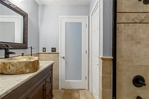 4517 Mohican Trail Valrico FL 33594