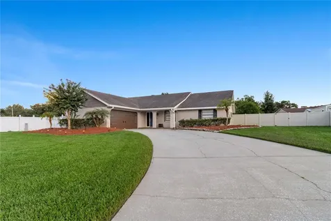 4517 Mohican Trail Valrico FL 33594
