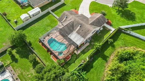 4517 Mohican Trail Valrico FL 33594
