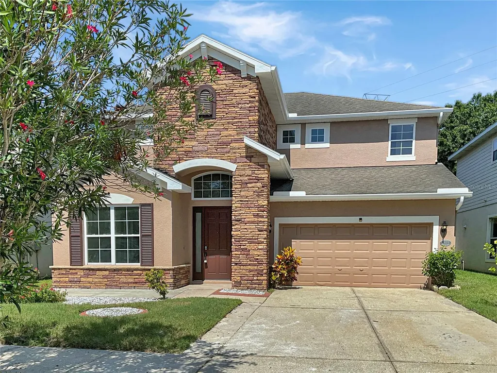 7904 Camden Woods Drive Tampa FL 33619