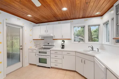 6118 NW 23rd Lane Gainesville FL 32606