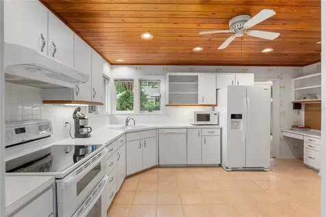 6118 NW 23rd Lane Gainesville FL 32606