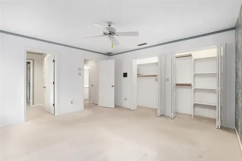 6118 NW 23rd Lane Gainesville FL 32606