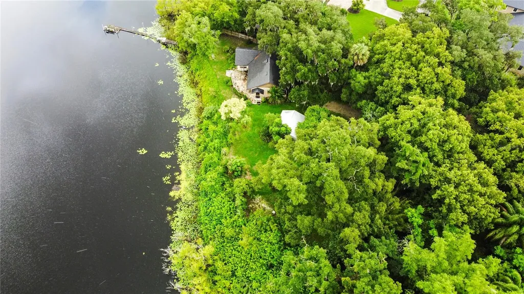 238 W Crystal Lake Avenue Lake Mary FL 32746