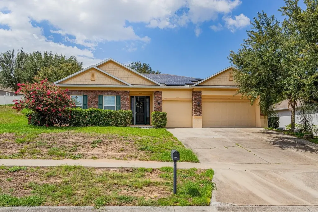 1105 Fox Trail Avenue Minneola FL 34715
