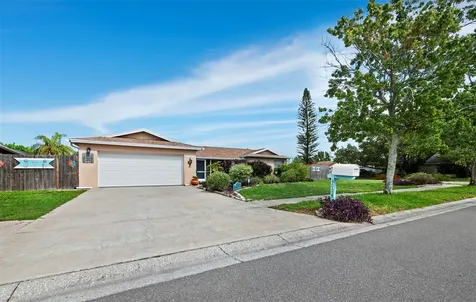 4004 Highland Avenue W Bradenton FL 34205