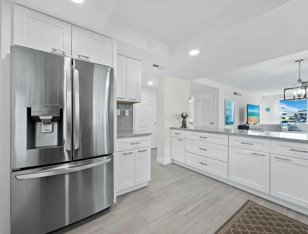 4350 Chatham Drive Longboat Key FL 34228