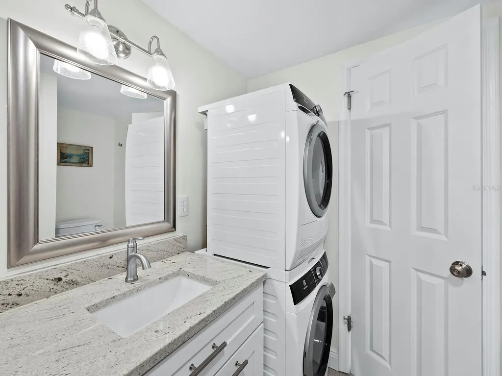 4350 Chatham Drive Longboat Key FL 34228