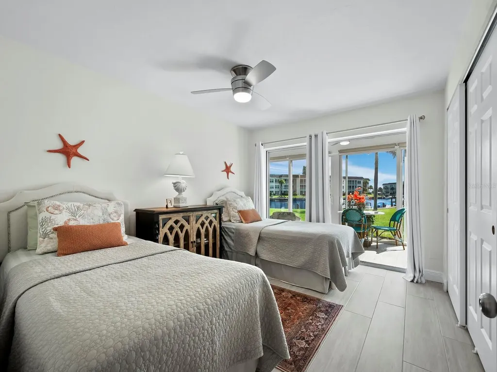 4350 Chatham Drive Longboat Key FL 34228