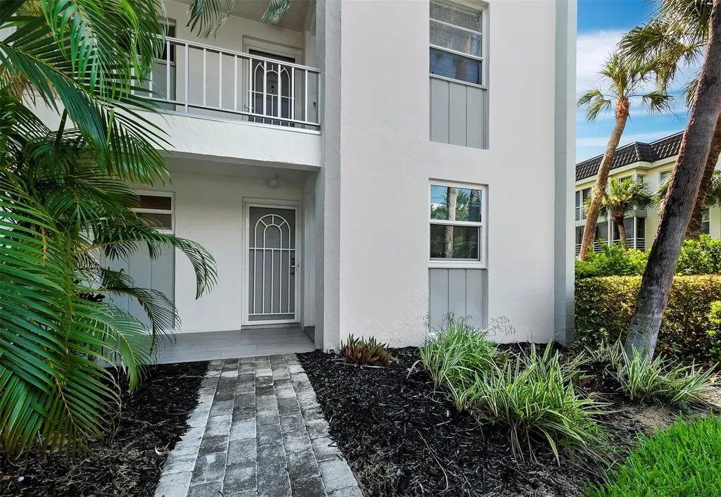 4350 Chatham Drive Longboat Key FL 34228