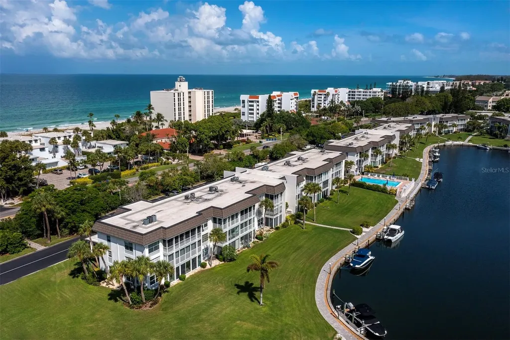 4350 Chatham Drive Longboat Key FL 34228