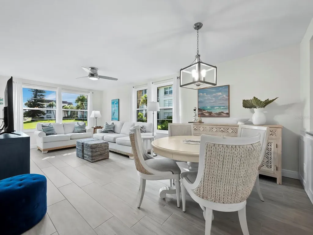 4350 Chatham Drive Longboat Key FL 34228
