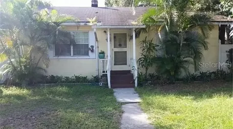 508 38th Avenue N St Petersburg FL 33704