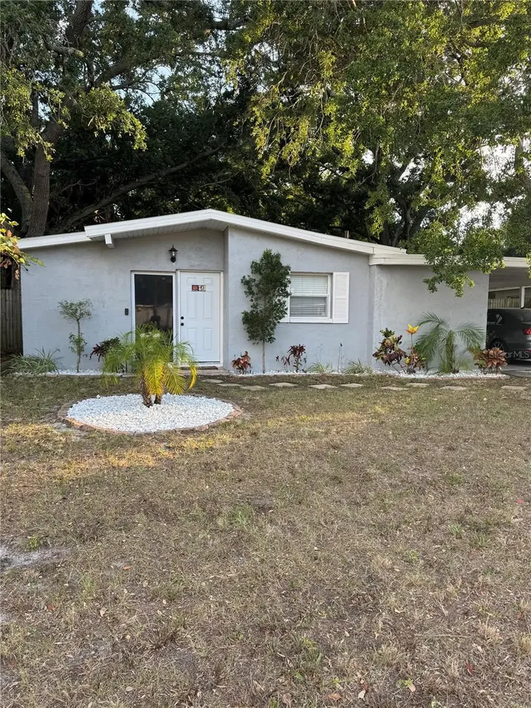 5504 Whitmore Drive Tampa FL 33634