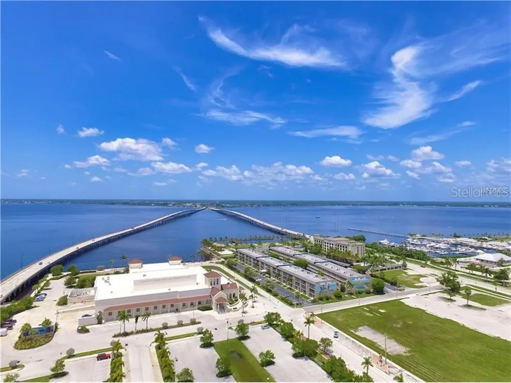 2267 Cannolot Boulevard Port Charlotte FL 33948