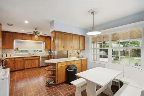 505 W Devane Street Plant City FL 33563