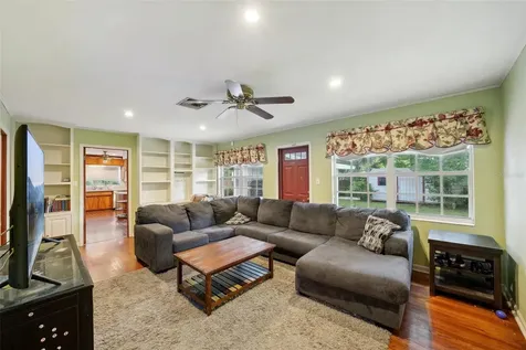 505 W Devane Street Plant City FL 33563