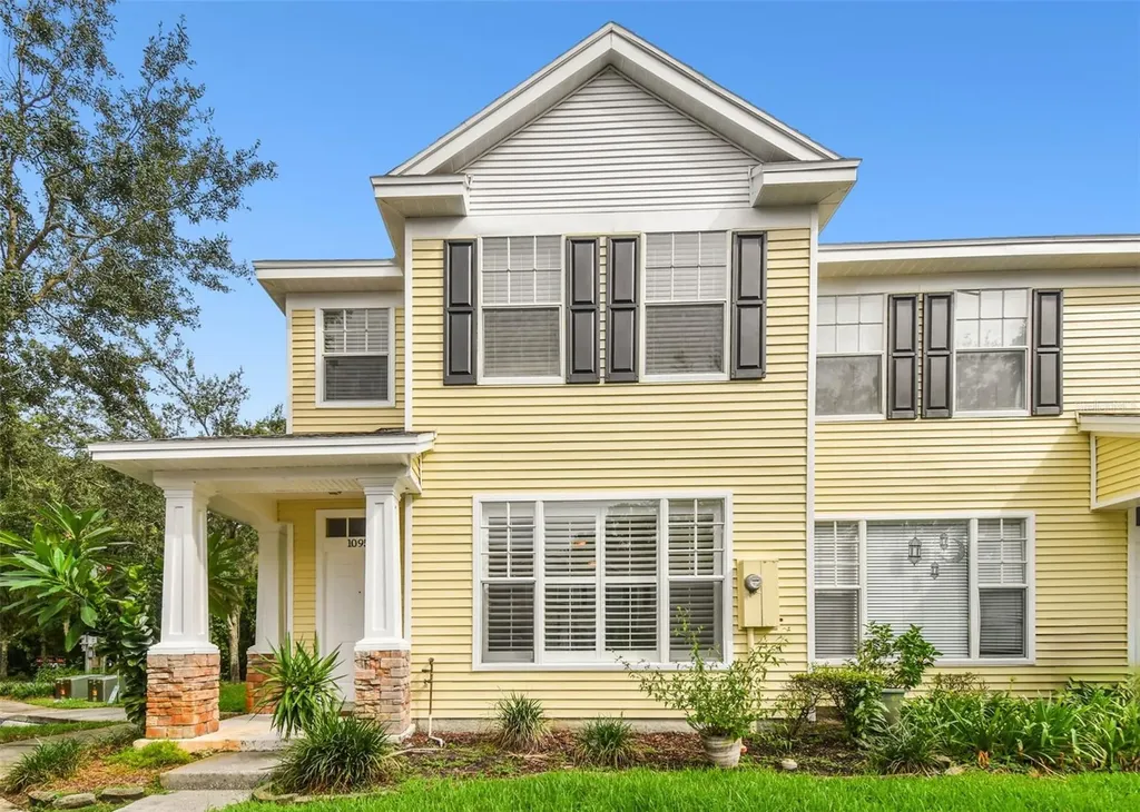 10953 Black Swan Court Seffner FL 33584
