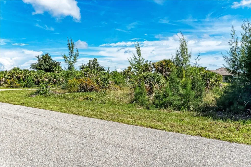 10471 Poughkeepsie Circle Port Charlotte FL 33981