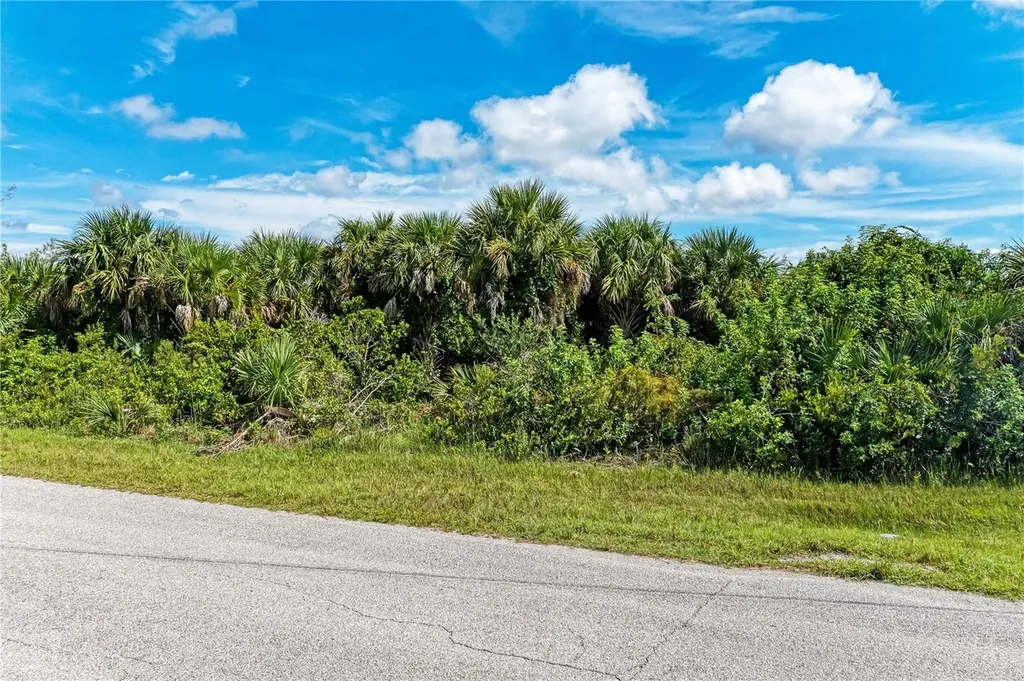 10453 Poughkeepsie Circle Port Charlotte FL 33981
