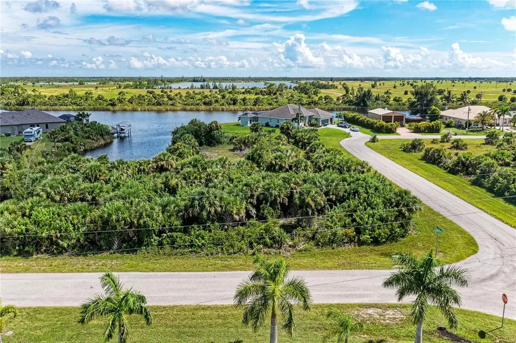 10453 Poughkeepsie Circle Port Charlotte FL 33981