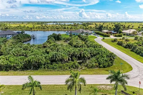 10453 Poughkeepsie Circle Port Charlotte FL 33981