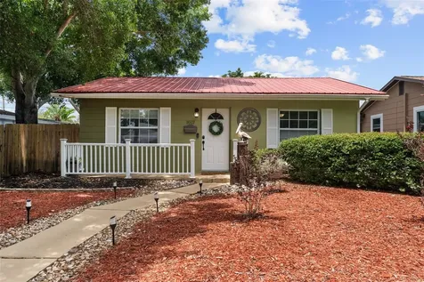 1012 45th Street N St Petersburg FL 33713