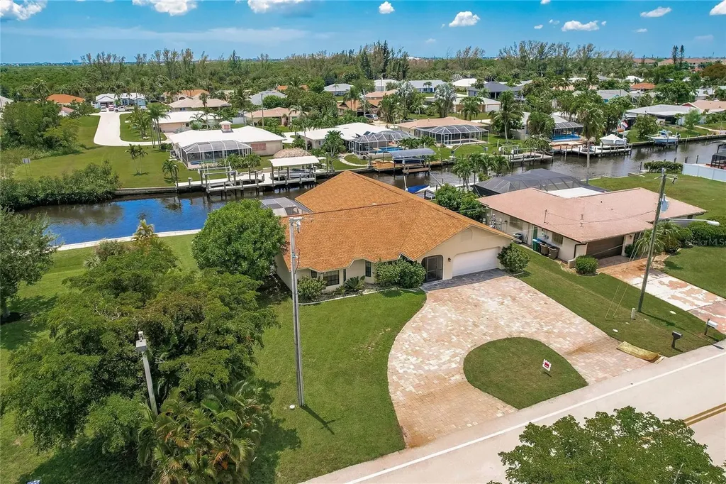 2406 SE 15th Terrace Cape Coral FL 33990