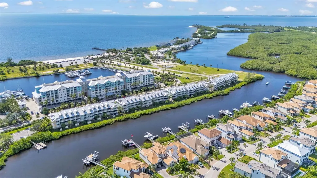 549 Bahia Beach Boulevard Ruskin FL 33570