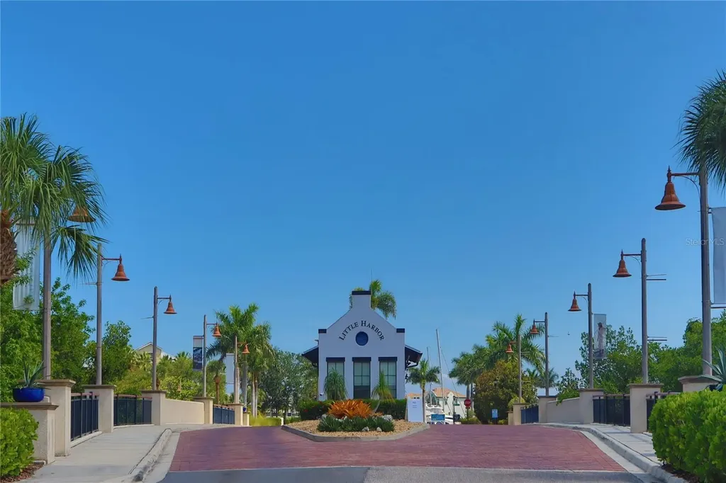 549 Bahia Beach Boulevard Ruskin FL 33570