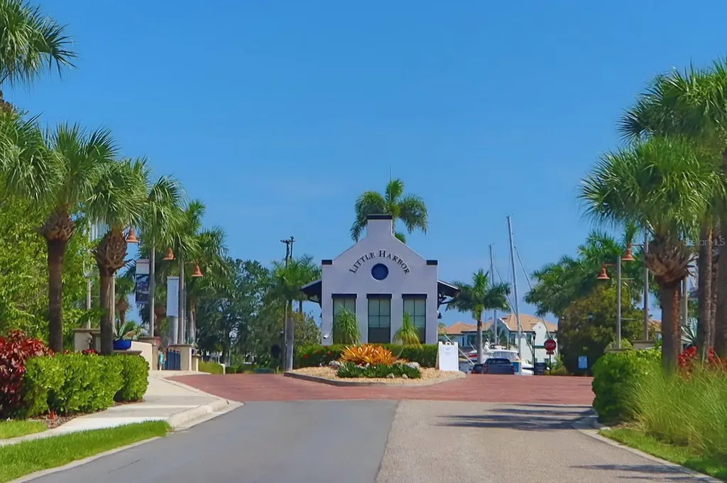 549 Bahia Beach Boulevard Ruskin FL 33570