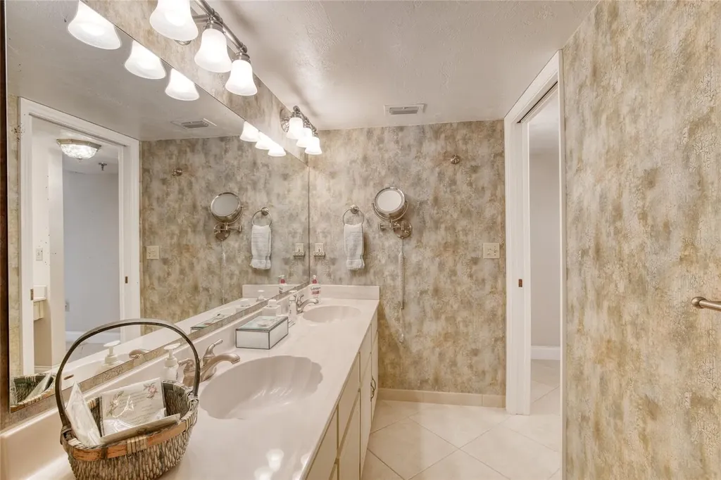 1513 Ocean Shore Boulevard Ormond Beach FL 32176