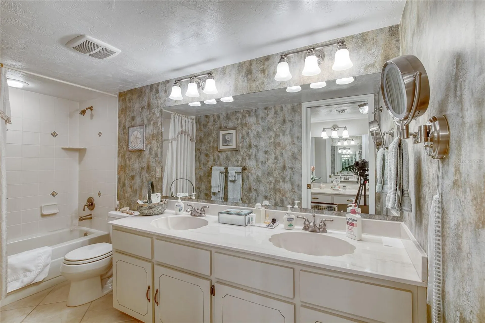 1513 Ocean Shore Boulevard Ormond Beach FL 32176
