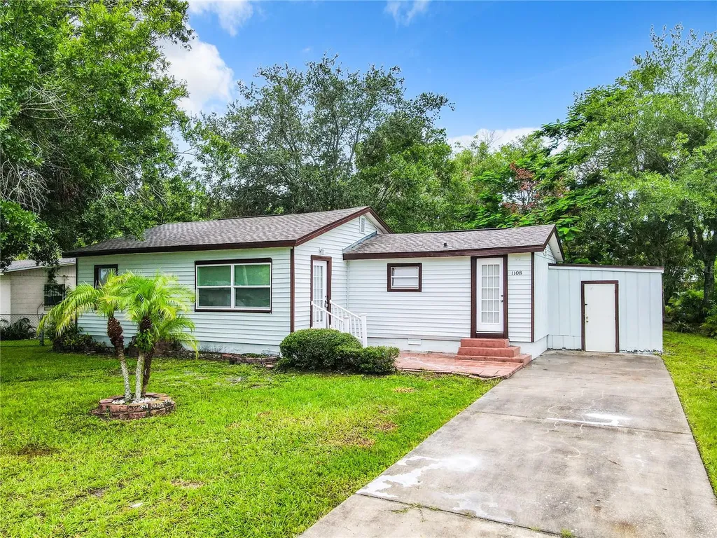 1108 N Palm Avenue Kissimmee FL 34741
