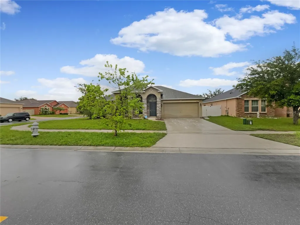 5621 Escalante Canyon Drive Kissimmee FL 34758