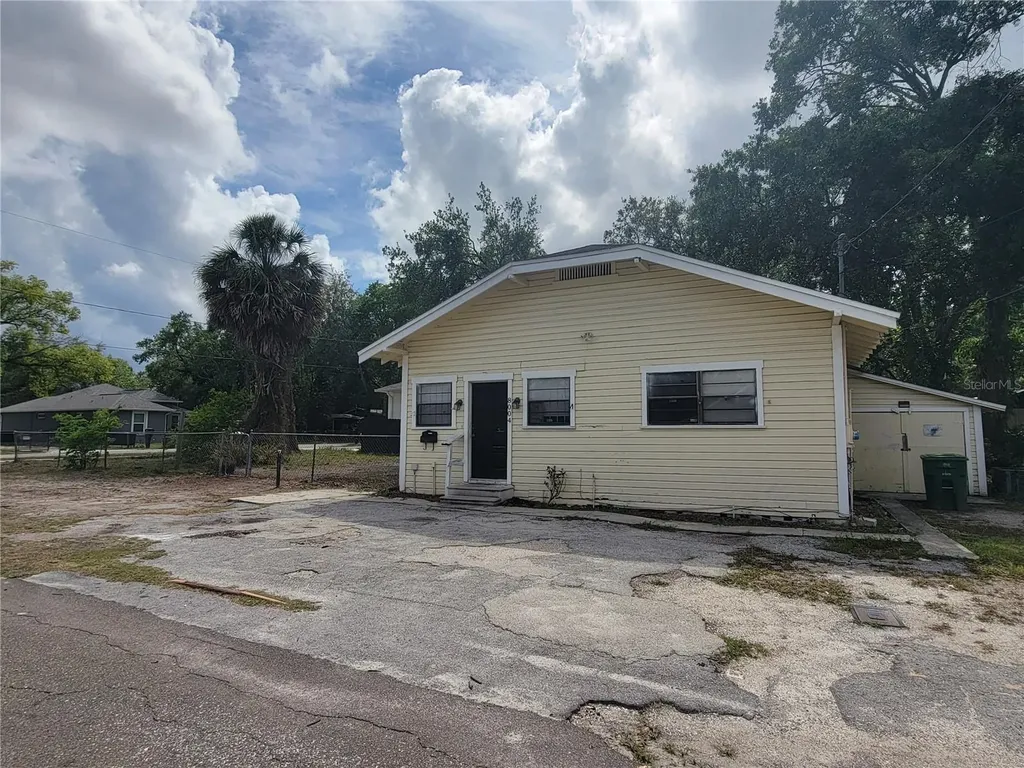 8004 N Klondyke Street Tampa FL 33604