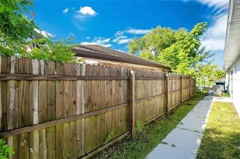 282 Chicago Woods Circle Orlando FL 32824