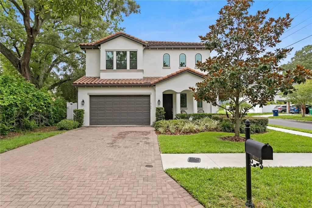 4124 W Obispo Street Tampa FL 33629