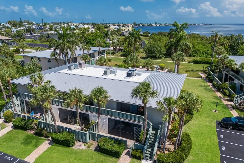 600 Manatee Avenue Holmes Beach FL 34217