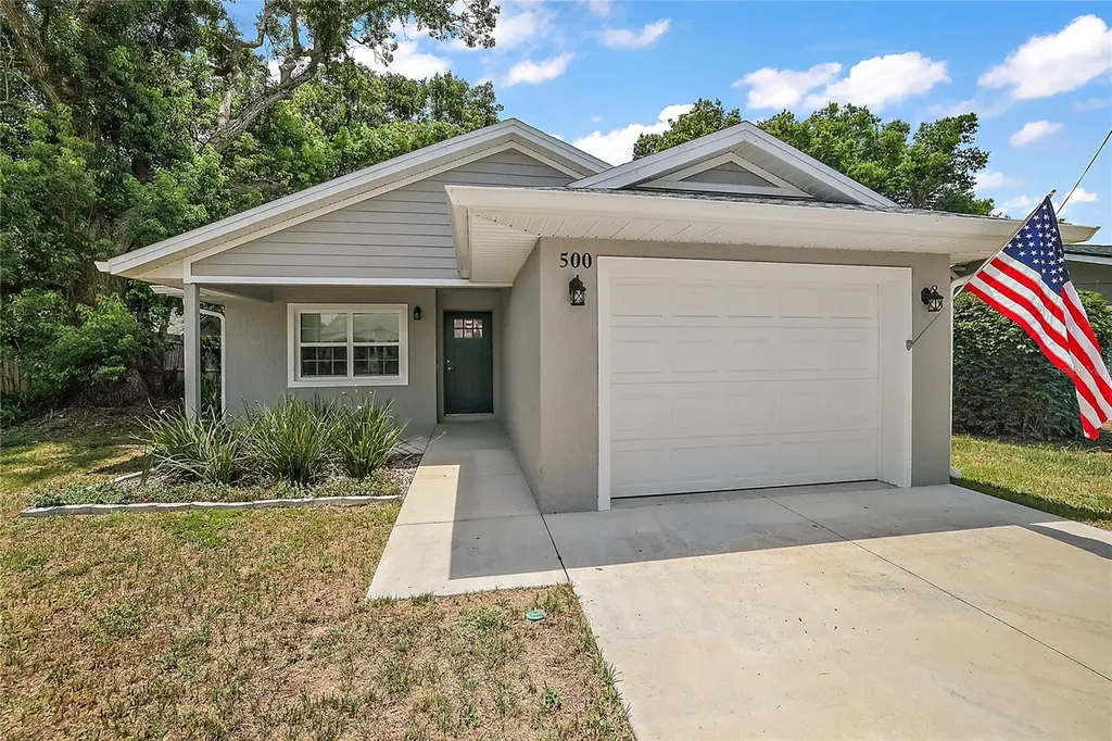 500 E Lakeview Avenue Eustis FL 32726
