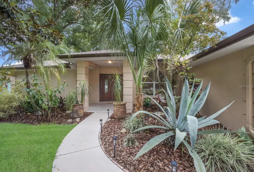 4959 80th Avenue Circle E Sarasota FL 34243