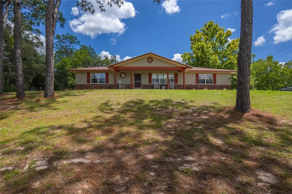 5040 E Tenison Street Inverness FL 34452