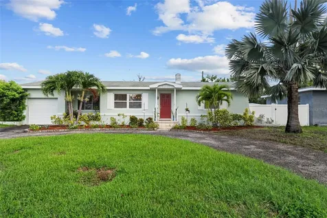 4321 25th Avenue N St Petersburg FL 33713
