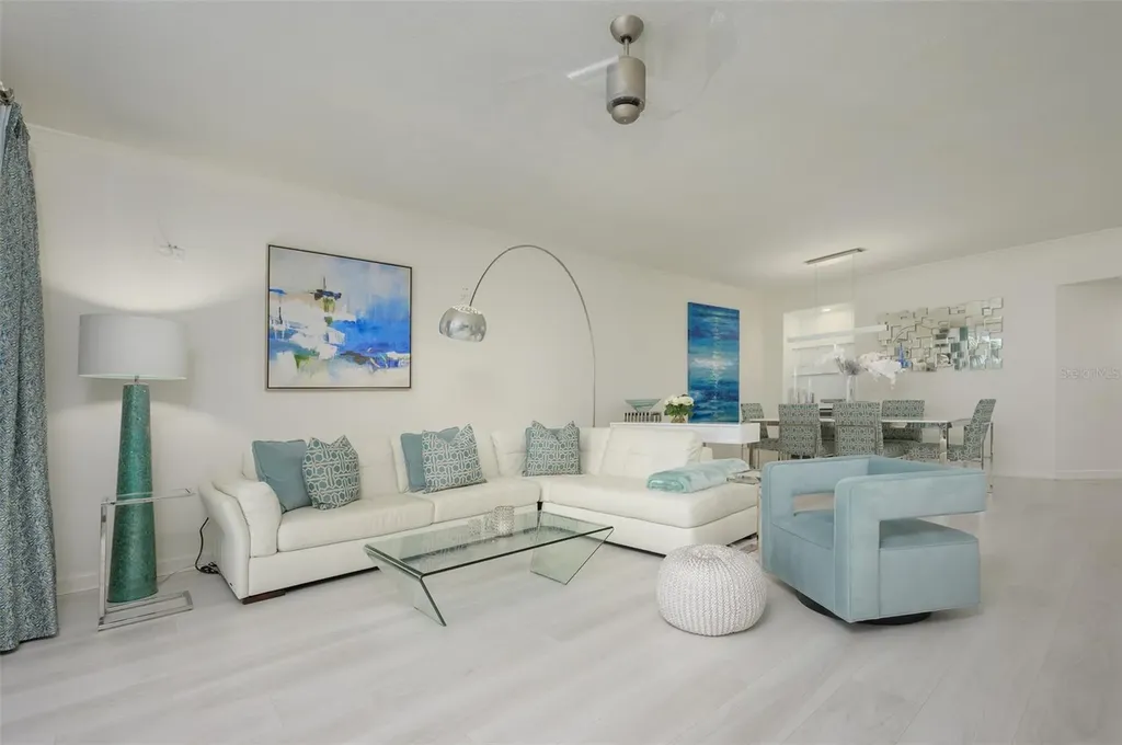 1260 Dolphin Bay Way Sarasota FL 34242