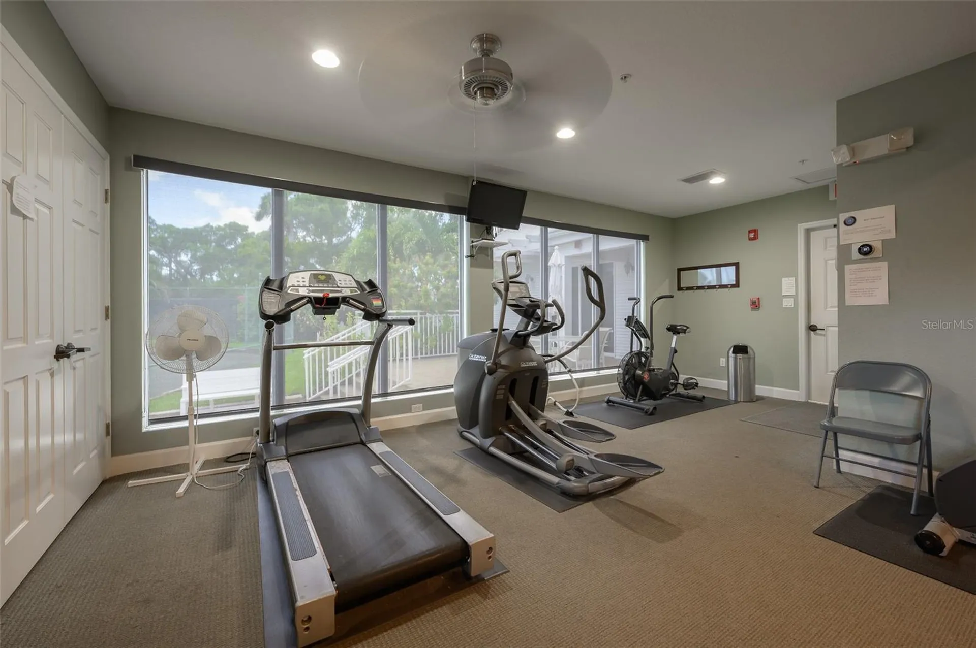 1260 Dolphin Bay Way Sarasota FL 34242