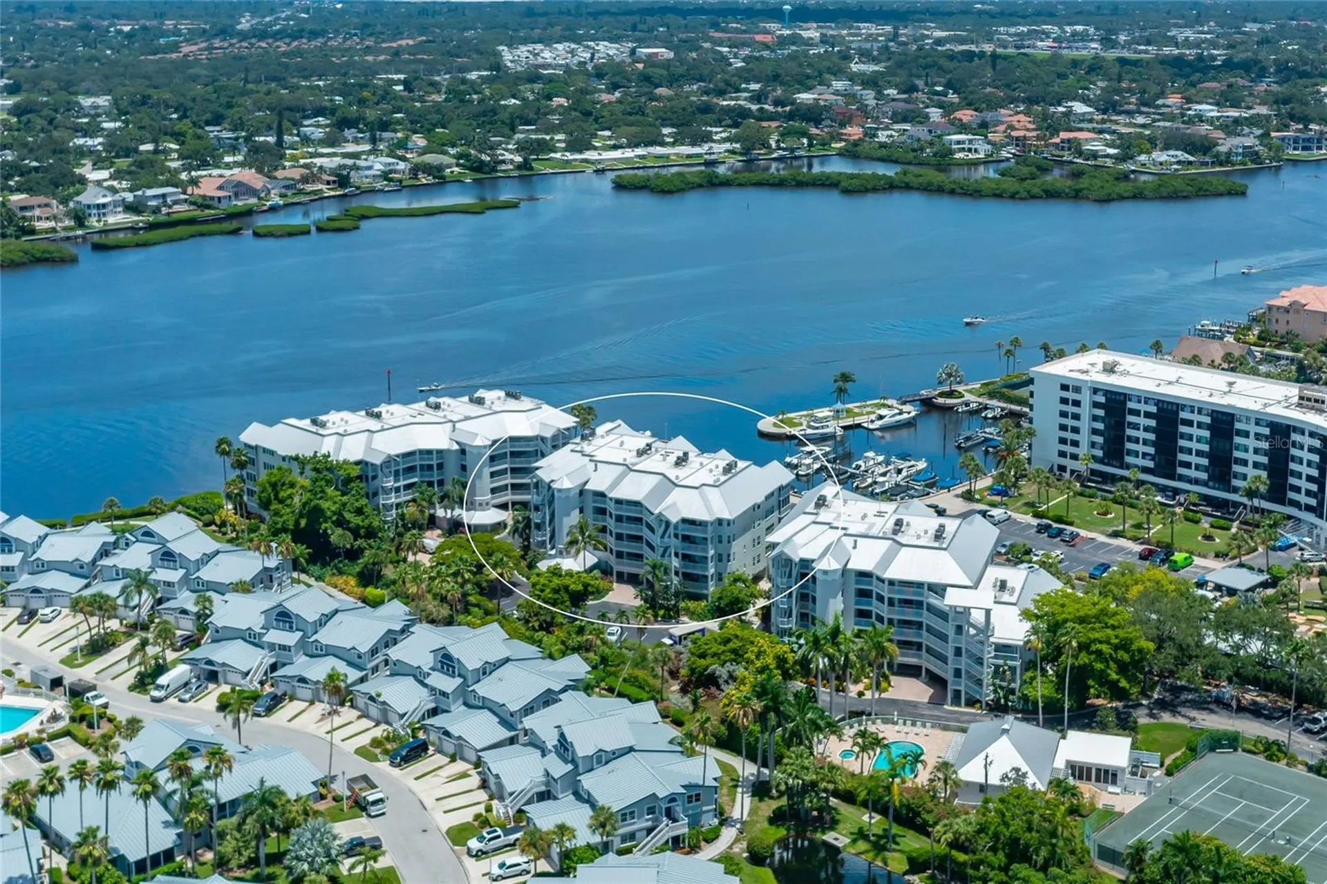 1260 Dolphin Bay Way Sarasota FL 34242