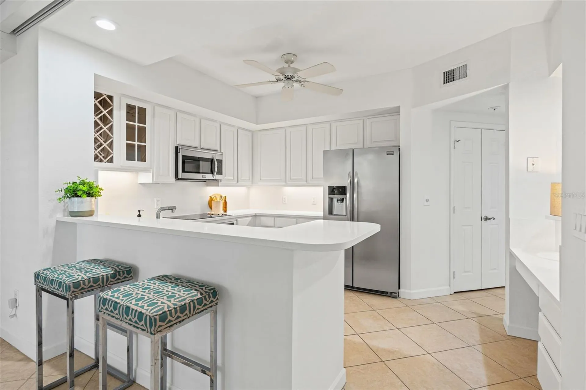 1260 Dolphin Bay Way Sarasota FL 34242