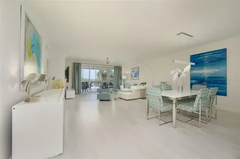 1260 Dolphin Bay Way Sarasota FL 34242