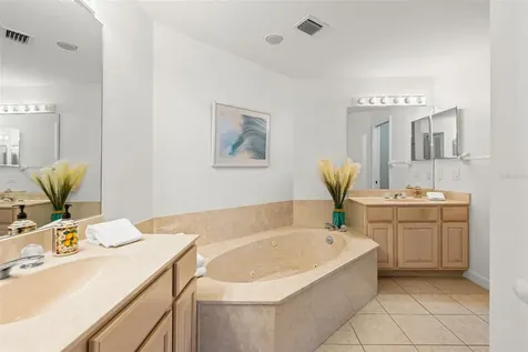 1260 Dolphin Bay Way Sarasota FL 34242