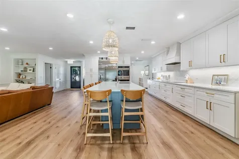 4804 W Estrella Street Tampa FL 33629